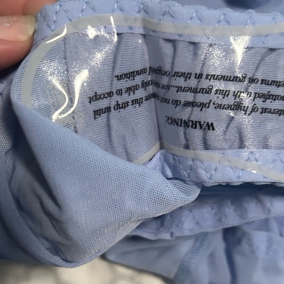 Hah under the wire body suit - Picture 4 of 6